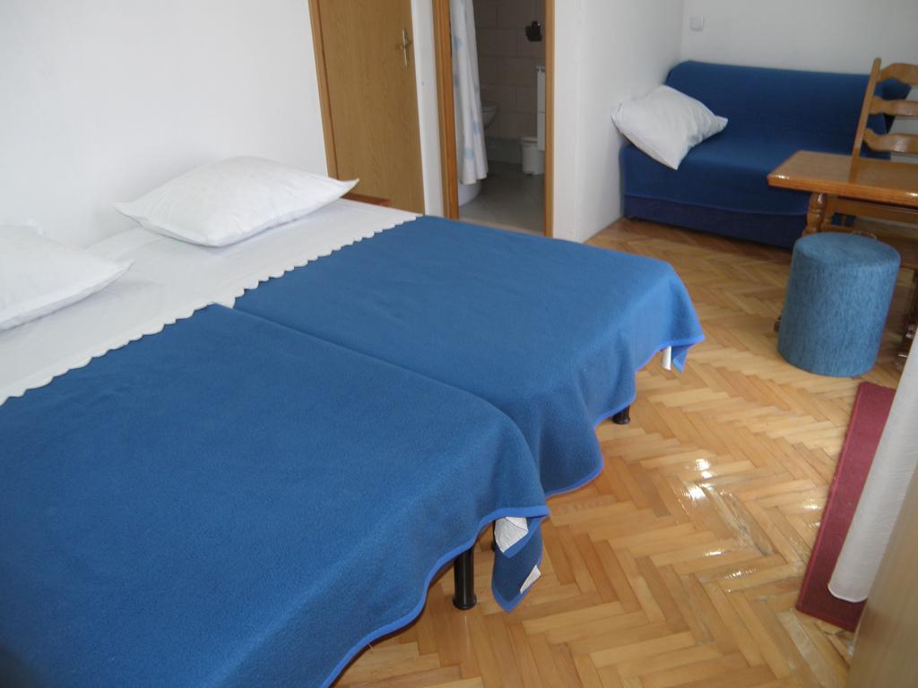 Apartman Kristina, Studio I Soba 프리모스턴 외부 사진